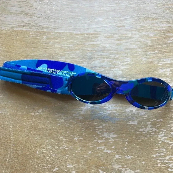 Baby Banz Sunglass‎ - Picture 1 of 3